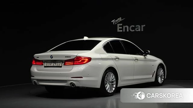 BMW 5 Series (G30) id 4737554 из Кореи 12