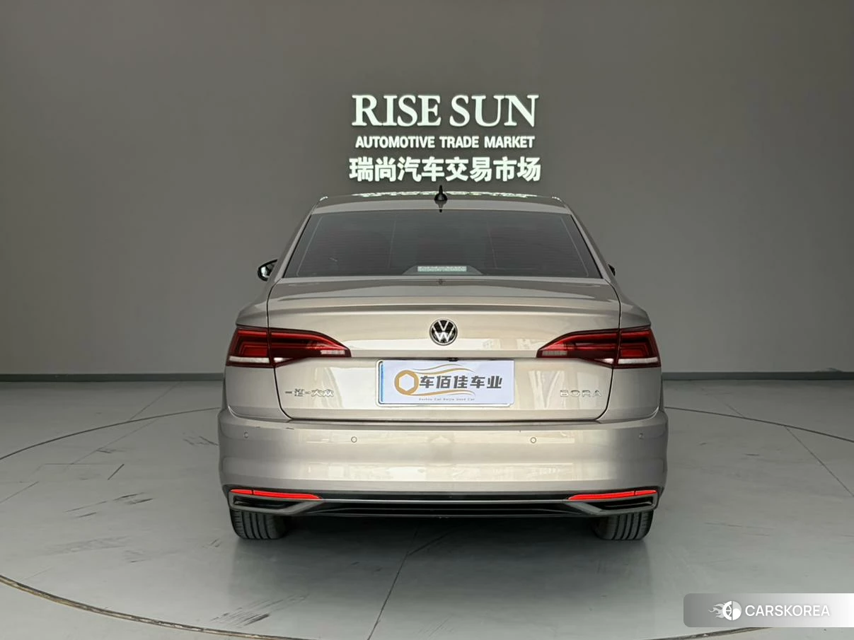 Volkswagen Bora id 4512549 из Китая 8