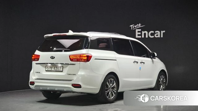 Kia The New Carnival id 3937146 из Кореи 12