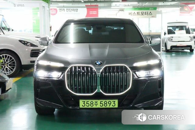 BMW 7 Series (G70) id 4880411 из Кореи 12
