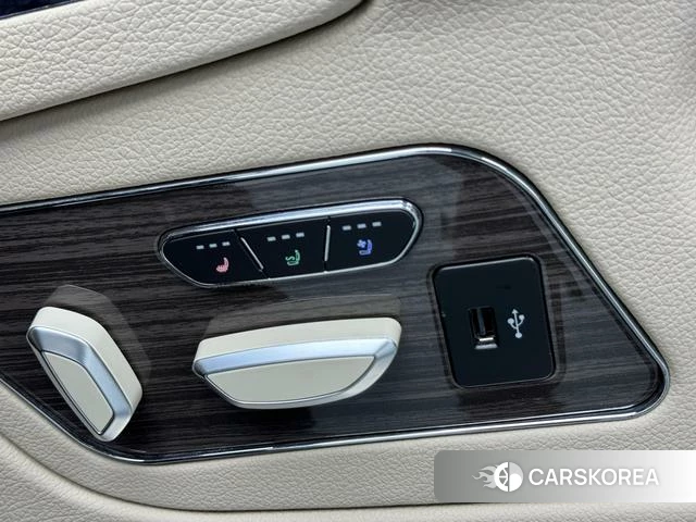 Mercedes-Benz V-class id 4265263 из Китая 12