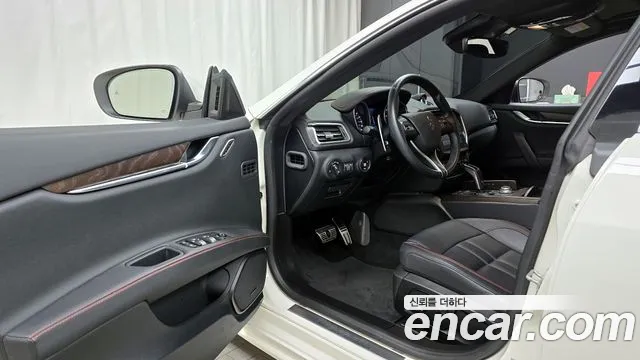 Maserati Ghibli id 2699007 из Кореи 12