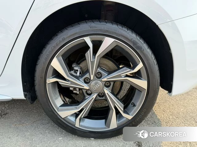 Audi A3 id 4258408 из Китая 10