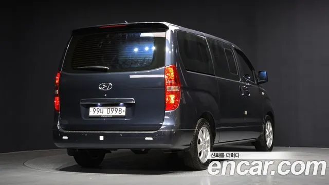 Hyundai The New Grand Starex id 2414325 из Кореи 12