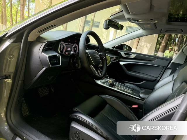 Audi A7 2022 Черный из Китая, фото 4