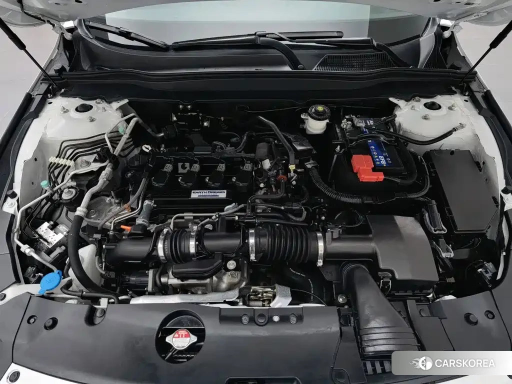 Honda Accord id 4570821 из Китая 12