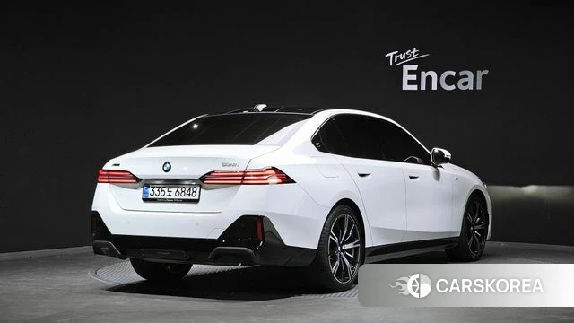BMW 5 Series (G60) id 4655442 из Кореи 12