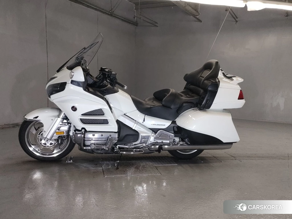 Проданный Honda GL1800 2013 из Японии, фото 2