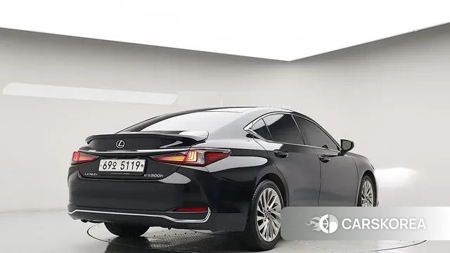 Lexus ES300h 7th generation id 2976978 из Кореи 12