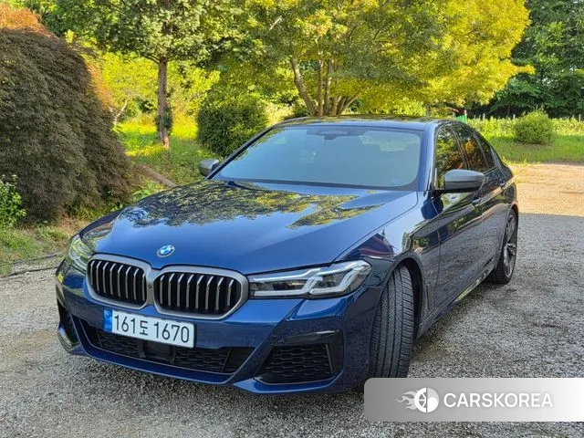 BMW 5 Series (G30) id 2979819 из Кореи 7