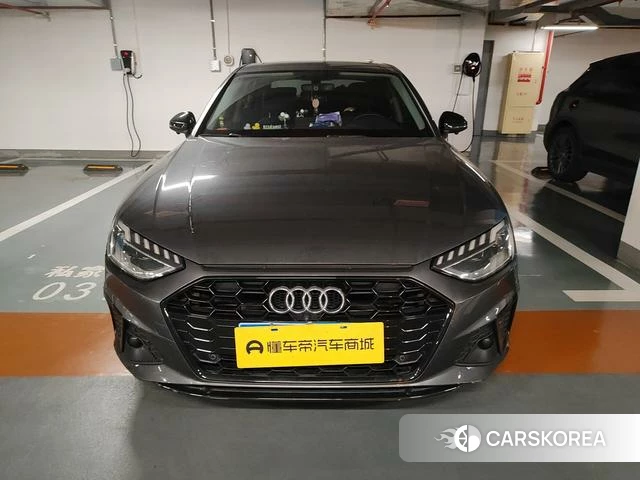 Audi A4L 2022 Темно-серый из Китая, фото 2