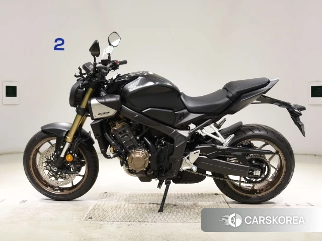 Проданный Honda CB650R-2 2024 из Японии