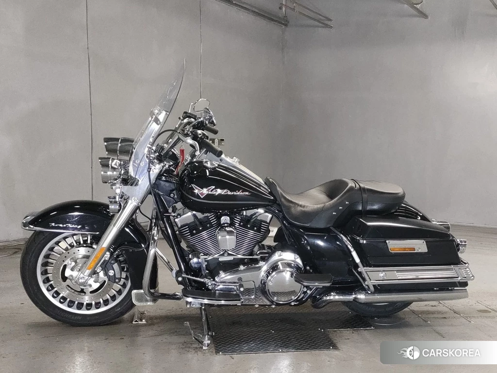 Проданный Harley-Davidson Road King FLHR1580 2010 из Японии, фото 2