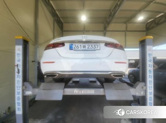 Mercedes-Benz E-Class W213 2020 Белый из Кореи, фото 2