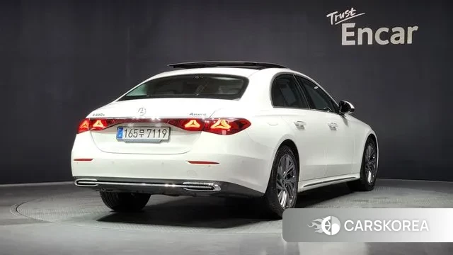 Mercedes-Benz E-Class W214 id 3507373 из Кореи 12