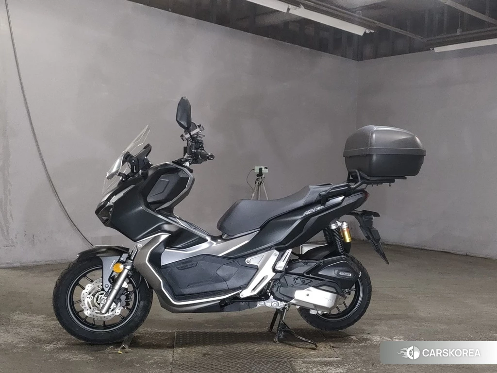 Проданный Honda ADV150 2019 из Японии, фото 2