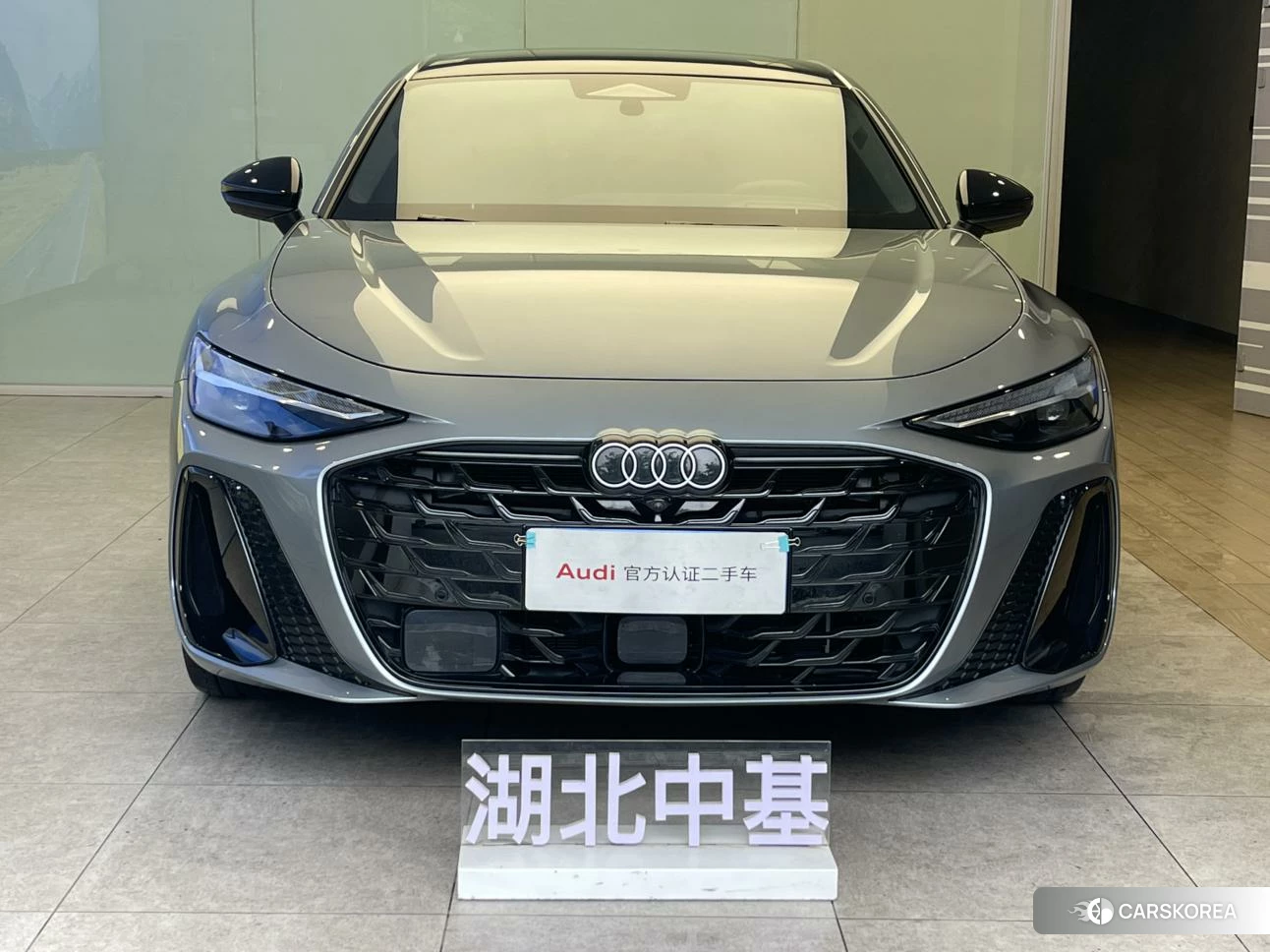 Audi A6L id 4492916 из Китая 11
