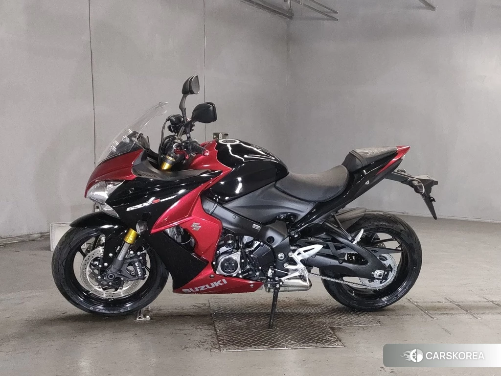 Проданный Suzuki GSX-S1000F 2015 из Японии, фото 2