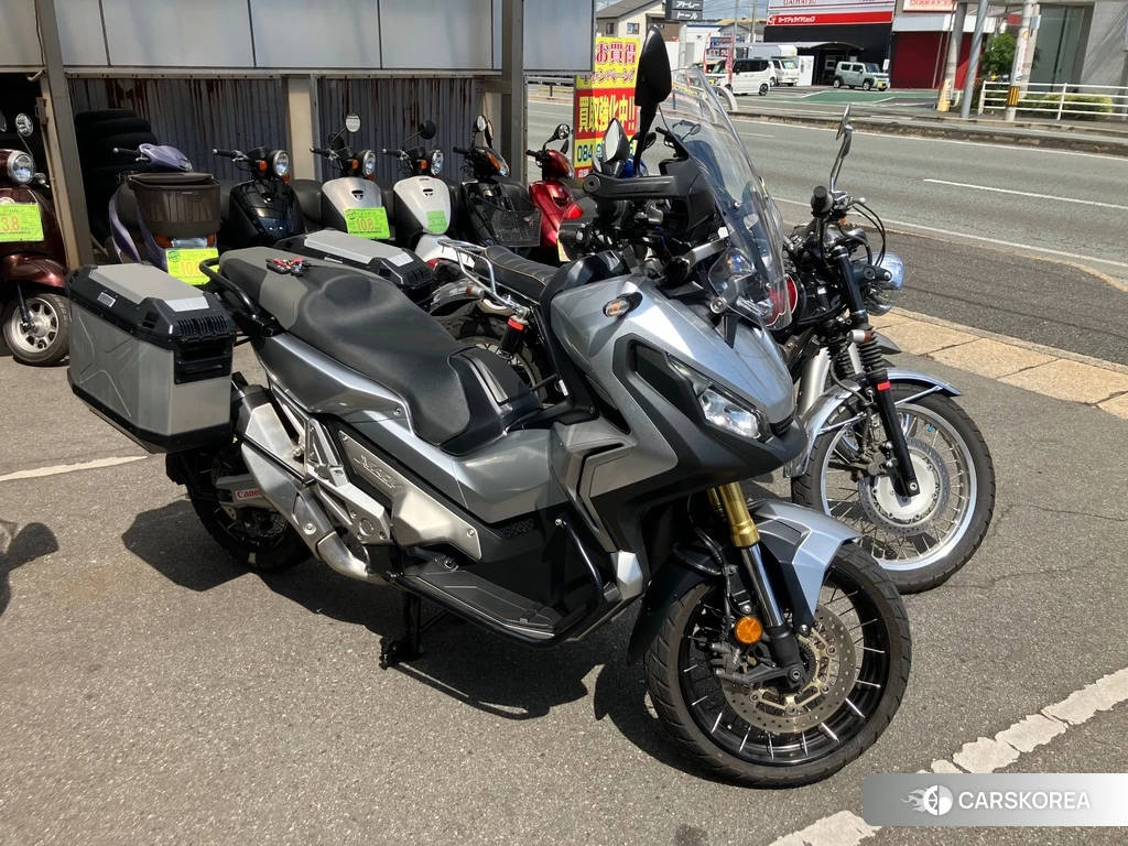 Проданный Honda X-ADV 750 2018 из Японии