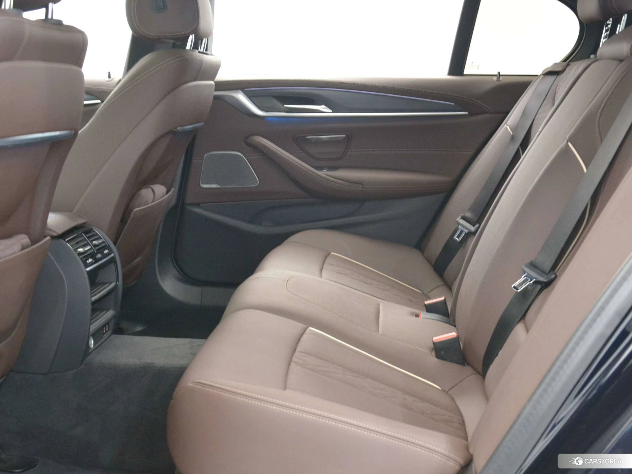 BMW 5 series PHEV id 4512812 из Китая 7