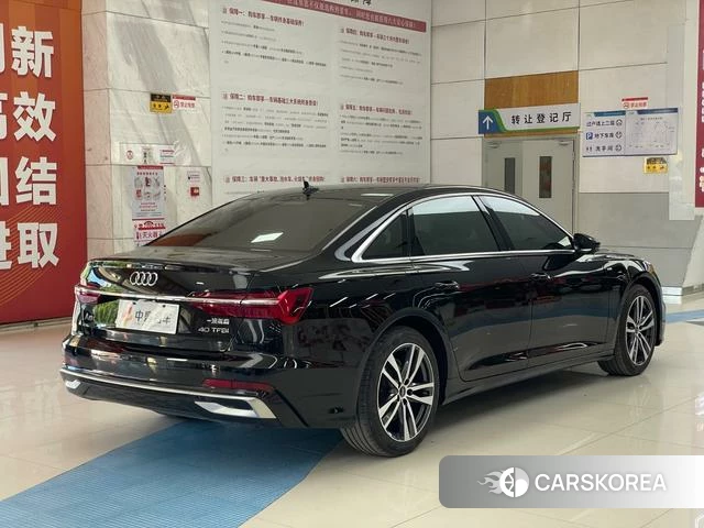 Audi A6L id 4348848 из Китая 12