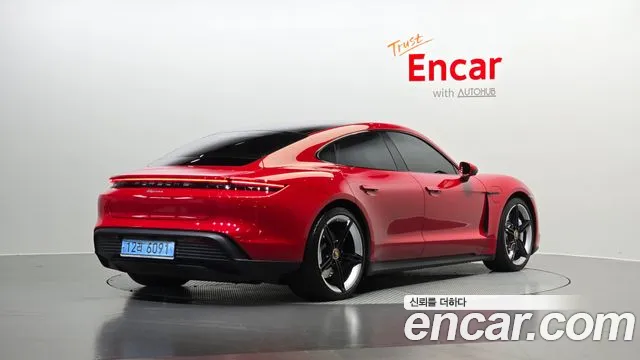 Porsche Taycan id 2817109 из Кореи 12