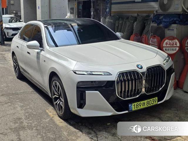 BMW 7 Series (G70) id 3882858 из Кореи 6