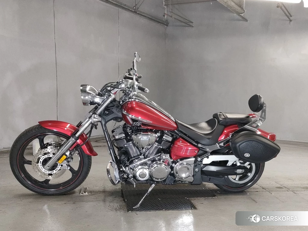 Проданный Yamaha XV1900CU RAIDER id 4175300 из Японии