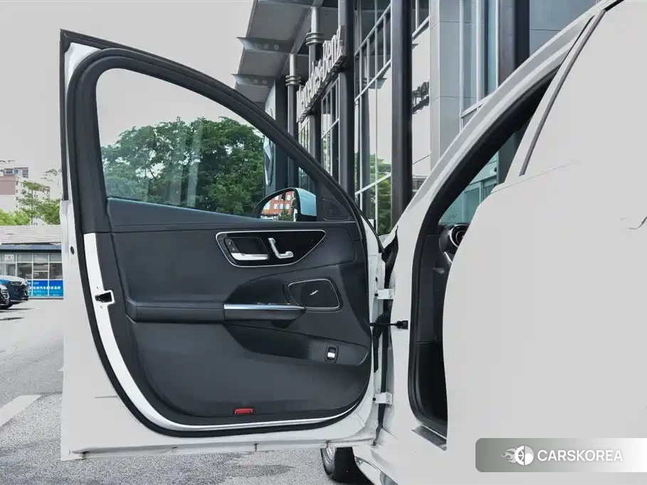 Mercedes-Benz C-class id 4570504 из Китая 12