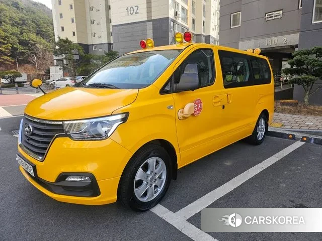 Hyundai The New Grand Starex 2021 Желтый из Кореи, фото 2