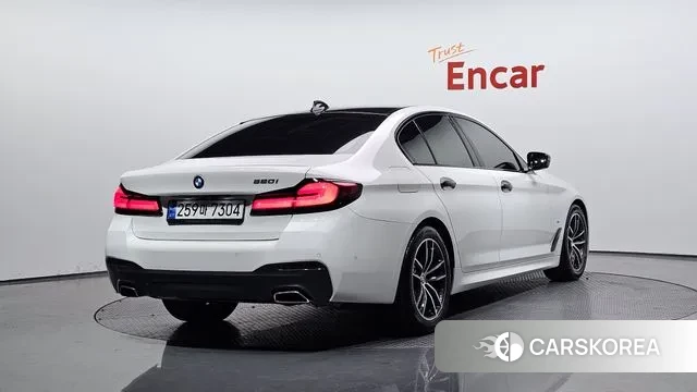 BMW 5 Series (G30) id 3437614 из Кореи 12