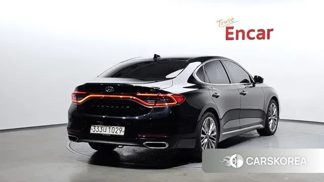 Hyundai Grandeur IG id 3038931 из Кореи 12