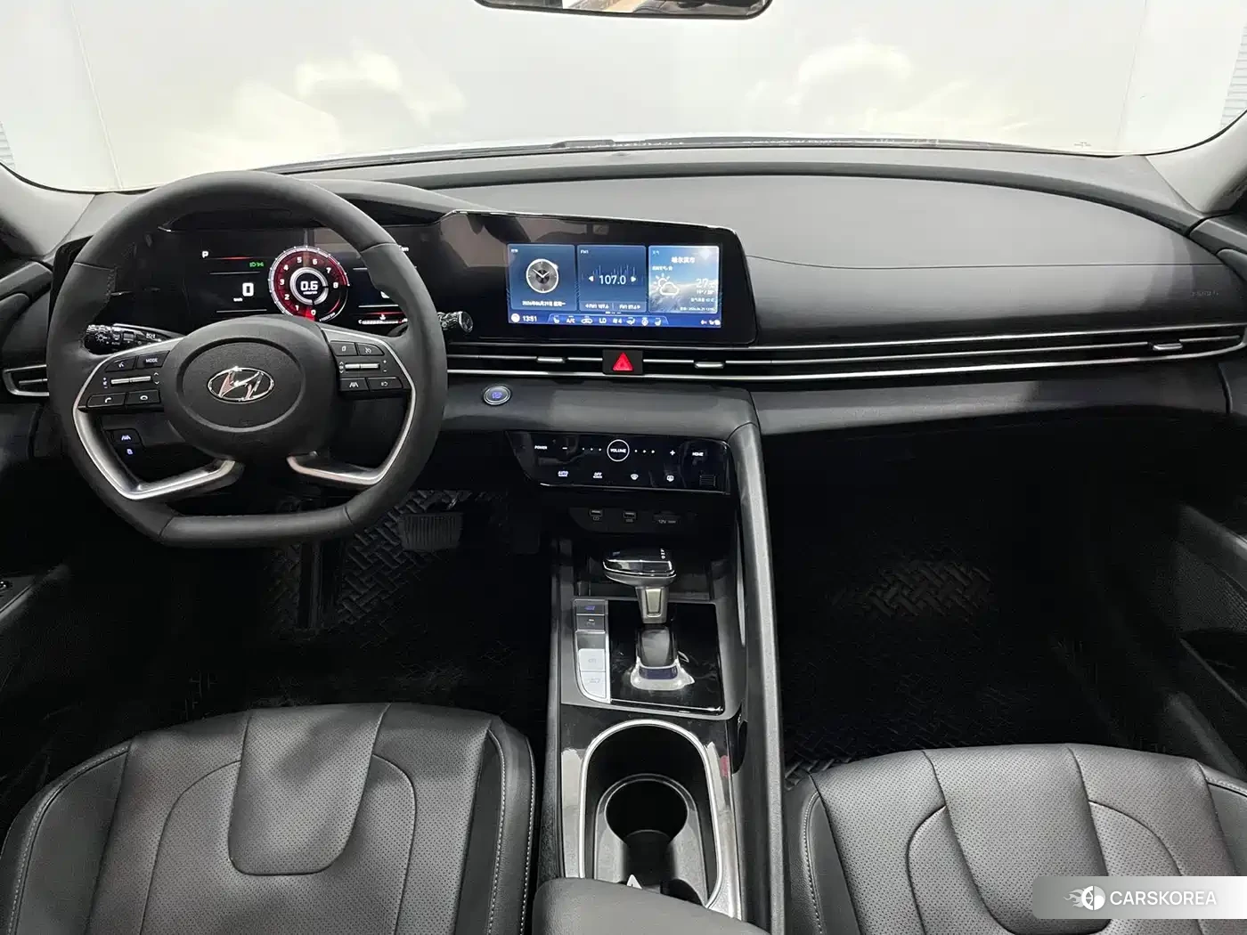Hyundai Elantra id 4553727 из Китая 10