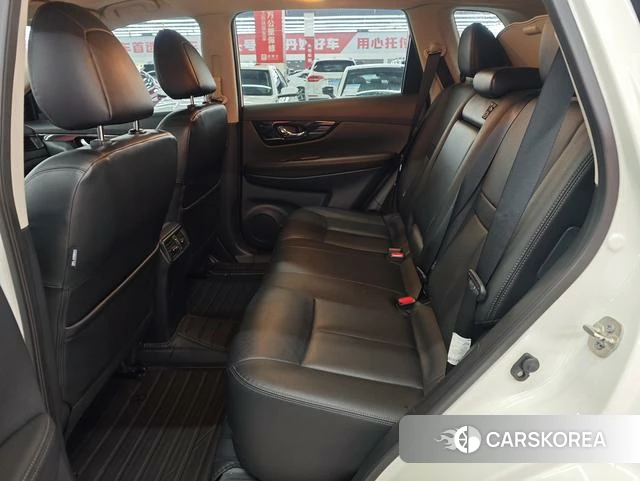 Nissan Qijun 2021 Белый из Китая, фото 2