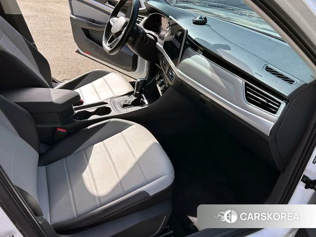 Volkswagen Bora 2022 Белый из Китая, фото 4