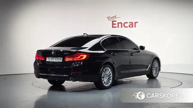 BMW 5 Series (G30) id 3407586 из Кореи 12