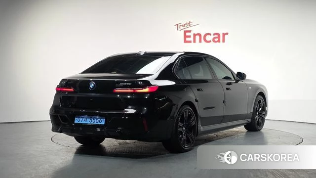 BMW i7 (G70) id 4264225 из Кореи 12