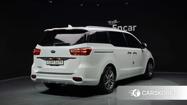 Kia The New Carnival id 3587841 из Кореи 12