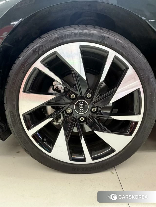 Audi A3 id 4265946 из Китая 12