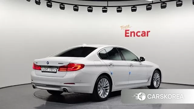 BMW 5 Series (G30) id 3602263 из Кореи 12