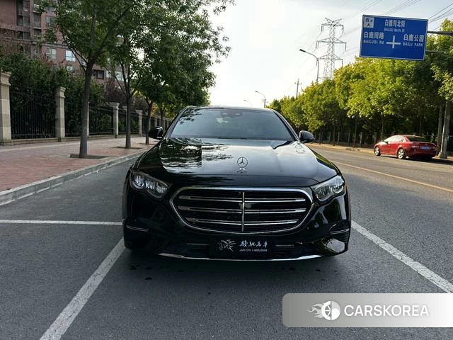 Mercedes-Benz E-class 2024 Черный из Китая, фото 3