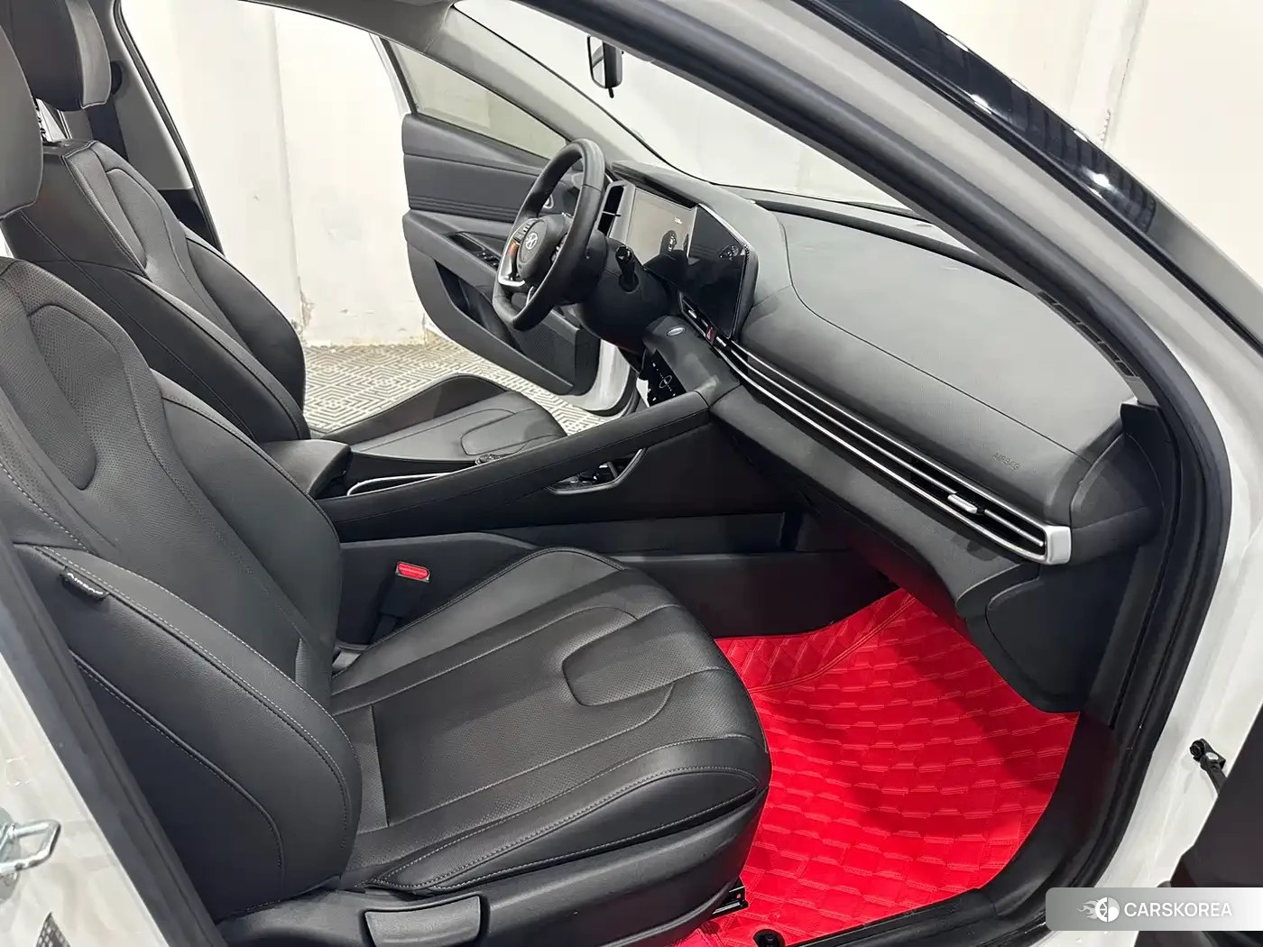 Hyundai Elantra 2022 Белый из Китая, фото 2