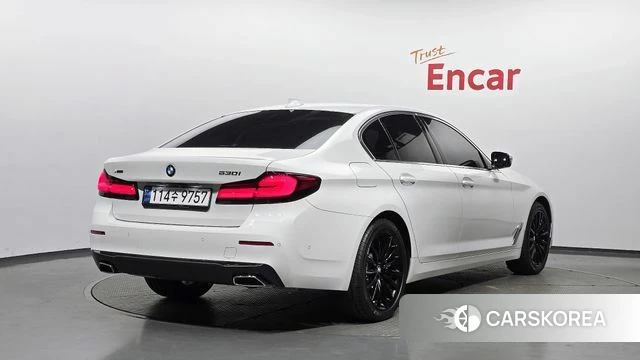 BMW 5 Series (G30) id 4422267 из Кореи 12