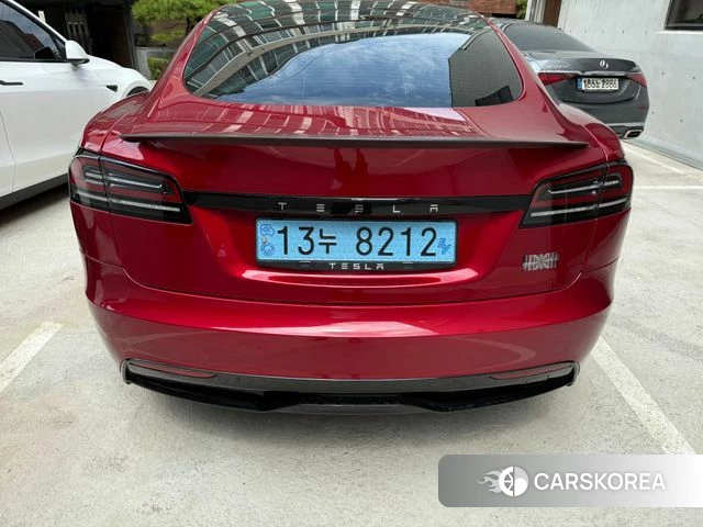 Tesla Model S 2023 Красный из Кореи, фото 2