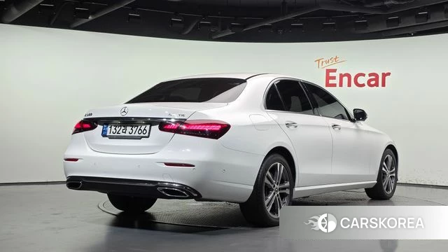 Mercedes-Benz E-Class W213 id 4848586 из Кореи 12