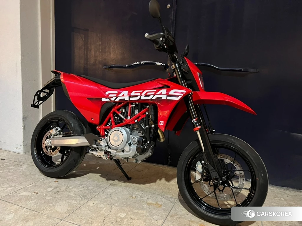 Проданный OTHER GASGAS SM700 2024 из Японии