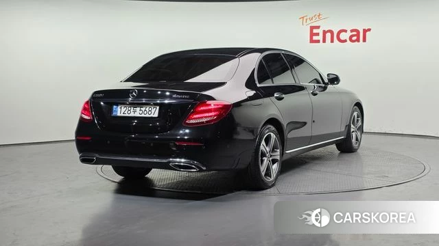 Mercedes-Benz E-Class W213 id 3942770 из Кореи 12