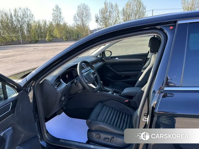 Volkswagen Magotan id 4301612 из Китая 8