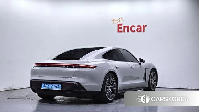 Porsche Taycan id 4571734 из Кореи 12