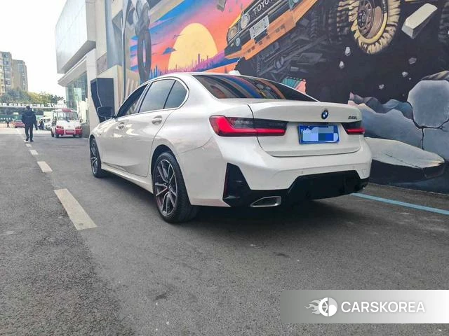 BMW 3 series 2023 Белый из Китая, фото 2